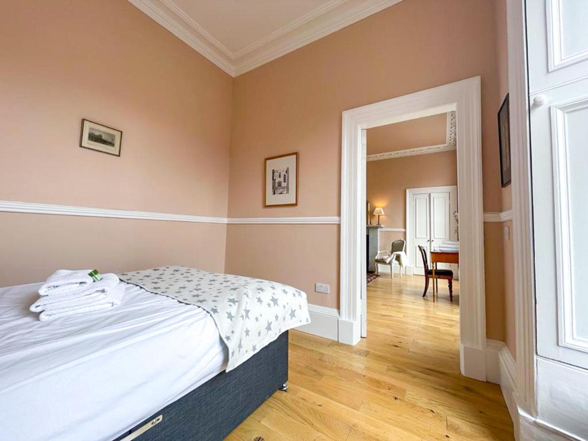 Remarkable 5Br Townhouse With Garden, Sleeps 12 Édimbourg Extérieur photo